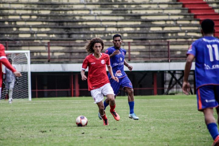 Matheus foi um dos destaques do time no jogo (Foto: Vinicius Lima/AFC)