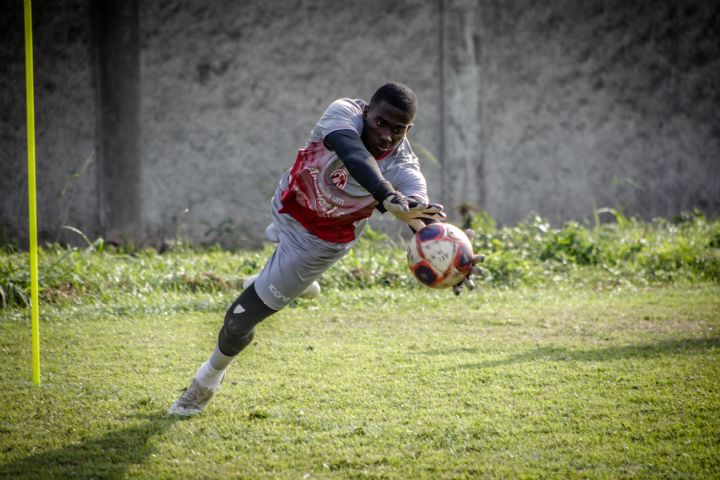 O goleiro Jeferson foi integrado aos profissionais no início da temporada e retornou ao elenco Sub-20 . Foto: vinícius Lima/AFC