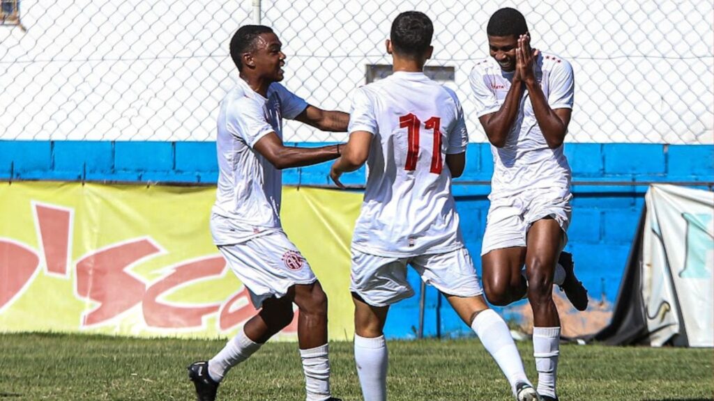 Matheus Fortunato marcou o segundo gol