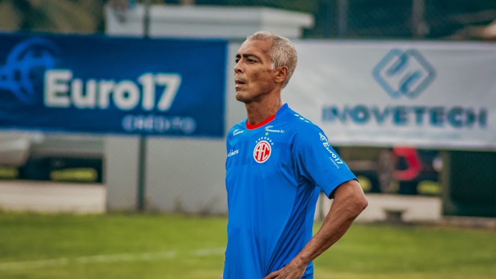 Romário em treino do America